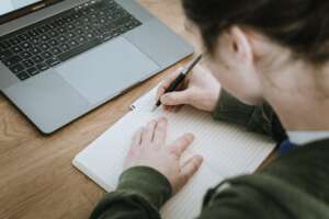 Pourquoi écrire à la main quand on veut apprendre ?